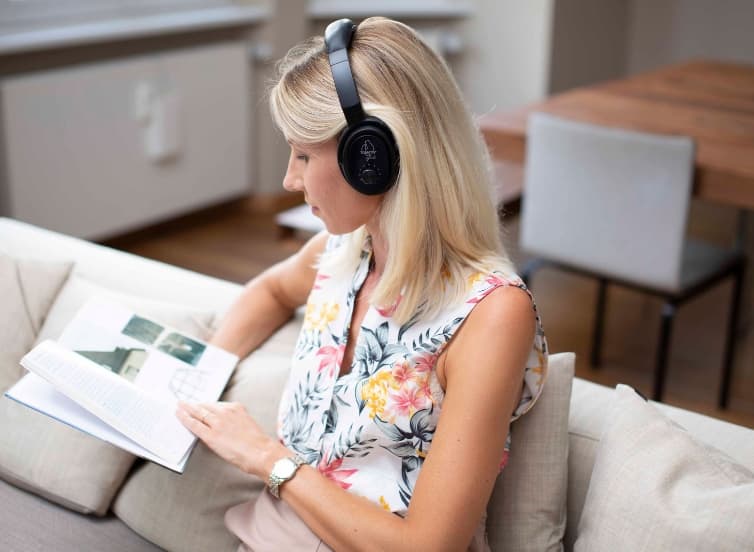 Woman reading during a Tomatis session